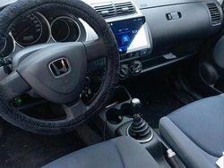 Grau Gebraucht 2002 Honda Jazz Kleinwagen | 1.000 €