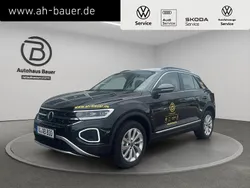 Deep black perleffekt Neu 2025 VW T-Roc Style SUV | 45.570 € (Fairer Preis)