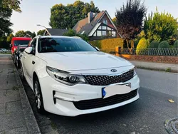 Weiß Gebraucht 2017 Kia Optima Vision Kombi | 12.200 € (Superpreis)