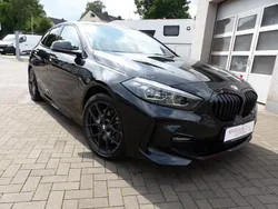 Schwarz Gebraucht 2021 BMW 120 M Sport Kleinwagen | 23.950 € (Etwas zu teuer)