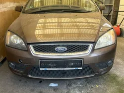 Braun Gebraucht 2007 Ford Focus Cabriolet Cabrio | 850 €