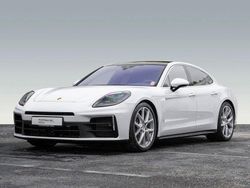Weiß Gebraucht 2025 Porsche Panamera 4 Limousine | 107.900 €