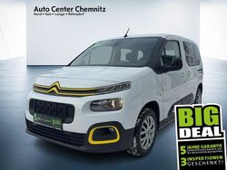 Weiß Gebraucht 2022 Citroën Berlingo Feel Van / Kleinbus | 20.901 € (Fairer Preis)