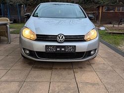 Silber Gebraucht 2012 VW Golf Style Limousine | 7.495 € (Etwas zu teuer)