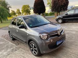 Grau Gebraucht 2018 Renault Twingo LIMITED Kleinwagen | 8.900 € (Fairer Preis)
