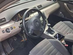 Schwarz Gebraucht 2010 VW Passat Highline Kombi | 2.300 € (Guter Preis)