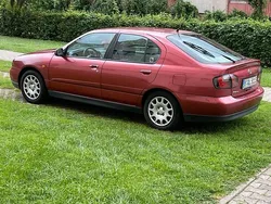 Rot Gebraucht 1999 Nissan Primera Limousine | 1.200 €