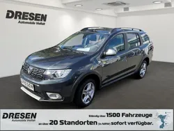 Grau Gebraucht 2018 Dacia Logan Celebration Limousine | 9.950 € (Fairer Preis)