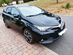 Schwarz Gebraucht 2015 Toyota Auris Touring Sports Kombi | 10.470 € (Guter Preis)