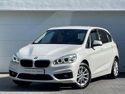 Weiß Gebraucht 2017 BMW 218 Active Tourer Advantage Van / Kleinbus | 13.980 € (Fairer Preis)