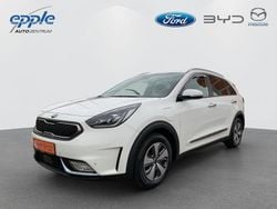 Schneeweiß Gebraucht 2018 Kia Niro Vision SUV | 17.990 € (Fairer Preis)