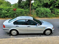 Grau Gebraucht 2004 BMW 316 Limousine | 2.500 € (Fairer Preis)