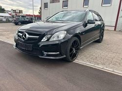 Obsidianschwarz Gebraucht 2011 Mercedes E350 Kombi | 11.550 € (Guter Preis)