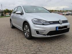 Silber Gebraucht 2020 VW Golf Limousine | 14.300 €