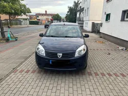 Blau Gebraucht 2011 Dacia Sandero Kleinwagen | 1.599 € (Guter Preis)