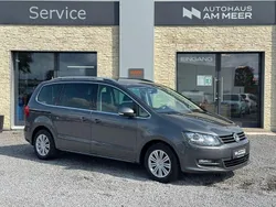 Grau Gebraucht 2012 VW Sharan Highline Van / Kleinbus | 13.999 € (Fairer Preis)