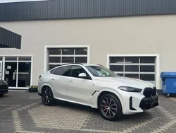 Mineralweiss metallic Gebraucht 2024 BMW X6 M Sport SUV | 86.490 € (Fairer Preis)