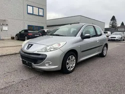 Grau Gebraucht 2010 Peugeot 206+ Basis Kleinwagen | 3.450 € (Teuer)