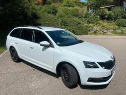 Weiß Gebraucht 2018 Skoda Octavia Ambition Kombi | 18.400 € (Fairer Preis)