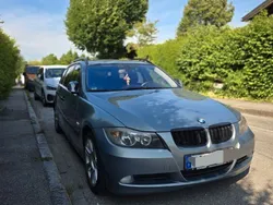 Grau Gebraucht 2005 BMW 320 Sport Line Kombi | 3.100 € (Fairer Preis)