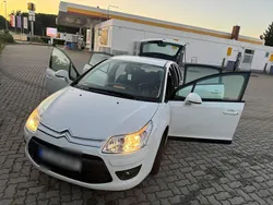 Weiß Gebraucht 2009 Citroën C4 Limousine | 1.589 €