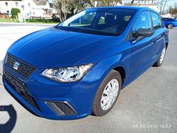 Blau Gebraucht 2018 Seat Ibiza Reference Kleinwagen | 9.999 € (Fairer Preis)