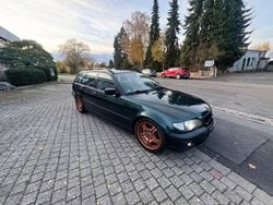 Grün Gebraucht 2004 BMW 320 Sport Line Kombi | 2.500 € (Superpreis)