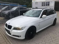 Weiß Gebraucht 2009 BMW 330 Kombi | 5.999 € (Fairer Preis)