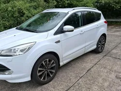 Weiß Gebraucht 2015 Ford Kuga SUV | 13.300 € (Teuer)