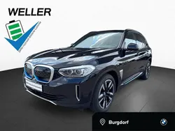 Schwarz Gebraucht 2021 BMW iX3 Sport Line SUV | 32.450 € (Fairer Preis)