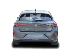 Grau Gebraucht 2024 Opel Astra Edition Limousine | 21.249 € (Guter Preis)