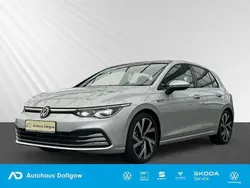 Reflexsilber metallic Gebraucht 2023 VW Golf VIII Style Limousine | 29.990 € (Fairer Preis)