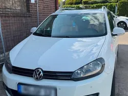 Weiß Gebraucht 2010 VW Golf VI Kombi | 5.099 € (Fairer Preis)