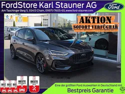 Grau Neu 2025 Ford Focus ST Limousine | 39.680 € (Guter Preis)