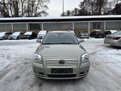 Grau Gebraucht 2006 Toyota Avensis Kombi | 3.200 € (Fairer Preis)
