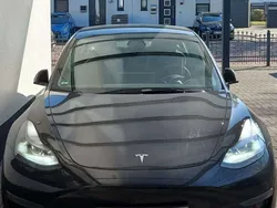 Schwarz Gebraucht 2021 Tesla Model 3 Long Range Limousine | 36.000 €