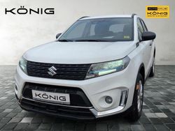 Weiß Gebraucht 2023 Suzuki Vitara Club SUV | 20.998 € (Fairer Preis)