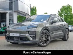 Grün Neu 2025 Porsche Macan Turbo SUV | 147.901 € (Teuer)