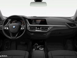 Weiß Gebraucht 2022 BMW 118 Advantage Kleinwagen | 21.920 € (Fairer Preis)