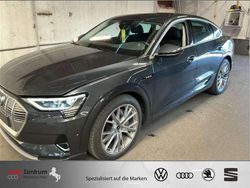 Manhattan gray metallic Gebraucht 2023 Audi e-tron Sportback Advanced SUV | 34.770 € (Superpreis)