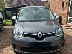 Grau Gebraucht 2022 Renault Twingo Intens Kleinwagen | 9.200 € (Superpreis)