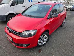 Tornadorot Gebraucht 2012 VW Golf VI Match Kleinwagen | 3.700 € (Guter Preis)