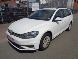 Weiß Gebraucht 2019 VW Golf VII Trendline Kombi | 7.500 € (Etwas zu teuer)