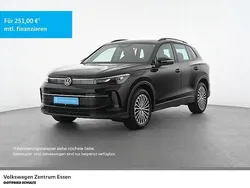 Schwarz Gebraucht 2024 VW Tiguan R SUV | 32.960 € (Superpreis)