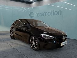 Schwarz Gebraucht 2024 Mercedes B200 Progressive Van / Kleinbus | 33.134 € (Fairer Preis)