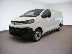 Hell weiß Gebraucht 2024 Citroën Jumpy Van / Kleinbus | 26.800 € (Guter Preis)
