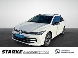 Weiß (oryxweiß perlmutteffekt) Gebraucht 2025 VW Golf VIII Goal Kombi | 26.290 € (Superpreis)