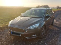 Grau Gebraucht 2016 Ford Focus Trend Kombi | 6.999 € (Guter Preis)