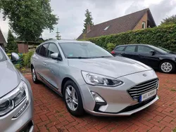 Silber Gebraucht 2019 Ford Focus Cool & Connect Kombi | 12.399 € (Fairer Preis)