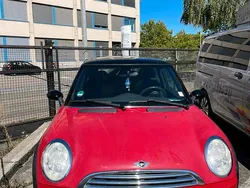 Rot Gebraucht 2006 Mini ONE Kleinwagen | 2.150 €